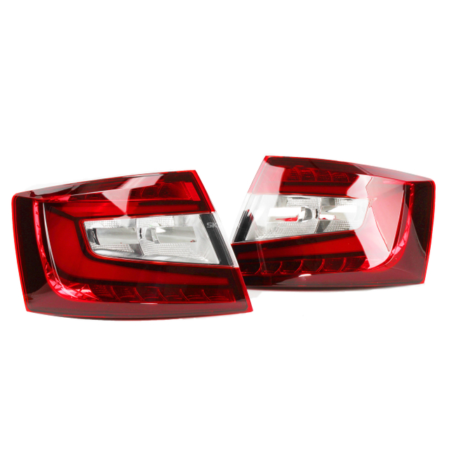 Luces traseras para Skoda Octavia 2018 Lámparas de freno/negro 5E5945711 5E5945712